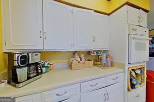 182 Myra St, Alma, GA 31510 - Photo 13