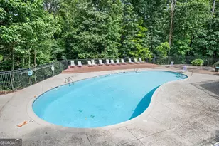 1603 Vicksburg Pl, Sandy Springs, GA 30350 - Photo 15