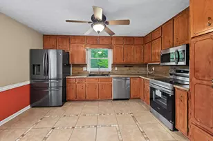 255 Frankie Ln, Covington, GA 30014 - Photo 9