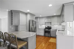 105 Spruell Springs Rd, Atlanta, GA 30342 - Photo 9