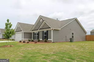 242 Champions Ln, Winder, GA 30680 - Photo 3