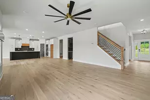 5809 Woodland Park Ct, Jefferson, GA 30549 - Photo 9