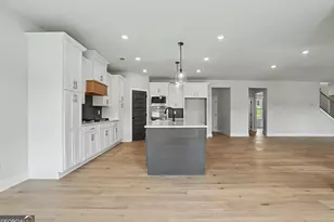 5809 Woodland Park Ct, Jefferson, GA 30549 - Photo 17