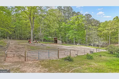 404 Tranquil Cemetary Road, Senoia, GA 30276 - Photo 11