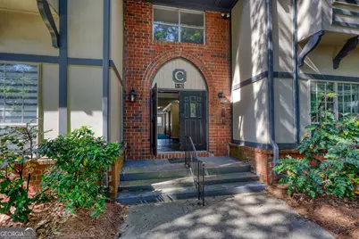 6851 Roswell Rd Apt C 8 #APT C 8, Sandy Springs, GA 30328 - Photo 1