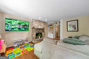 262 Patrick Ln, Helen, GA 30545 - Photo 9