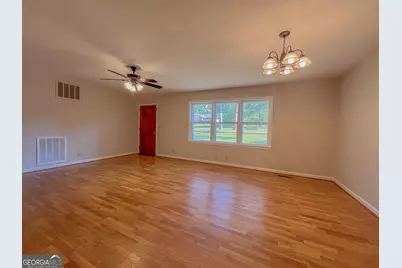 307 Brookdale Drive, Dublin, GA 31021 - Photo 5