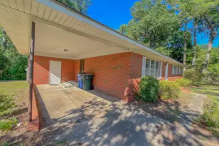 307 Brookdale Dr, Dublin, GA 31021 - Photo 3