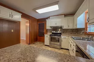 307 Brookdale Dr, Dublin, GA 31021 - Photo 7