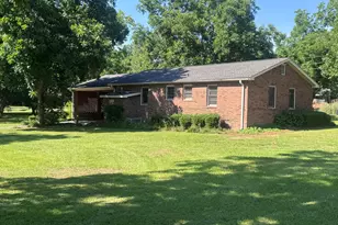 411 N Omega St, Dexter, GA 31019 - Photo 9