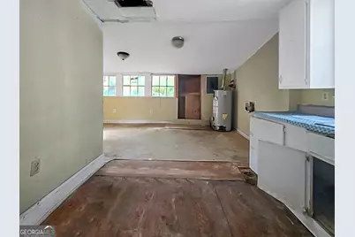 842 E 37th Street, Savannah, GA 31401 - Photo 15