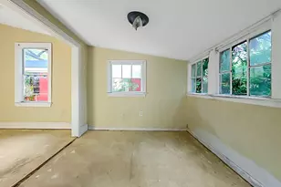 842 E 37th St, Savannah, GA 31401 - Photo 21