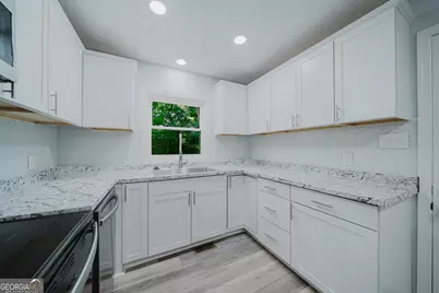 214 Oak Ridge Drive, Byron, GA 31008 - Photo 11