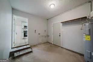 214 Oakridge Dr, Byron, GA 31008 - Photo 23