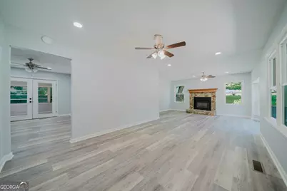 214 Oak Ridge Drive, Byron, GA 31008 - Photo 5