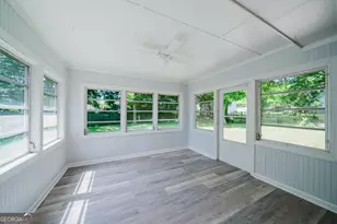 214 Oakridge Dr, Byron, GA 31008 - Photo 13