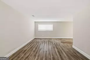 310 Flagstone Dr SW, Atlanta, GA 30331 - Photo 3