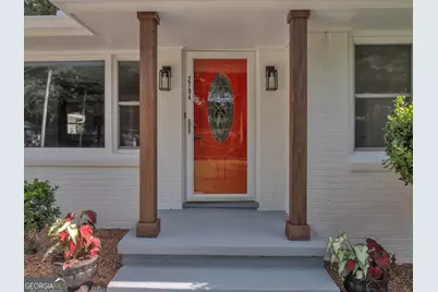2794 Long Way, Decatur, GA 30032 - Photo 5