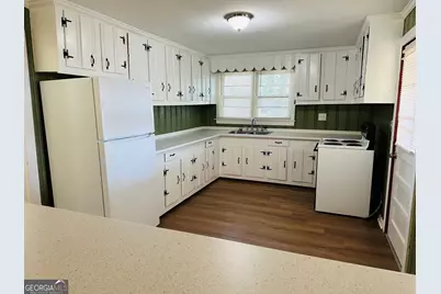 110 N Chilton Crescent, Lagrange, GA 30240 - Photo 5