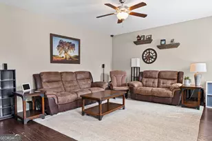 11 Ponder Pl, Newnan, GA 30265 - Photo 13