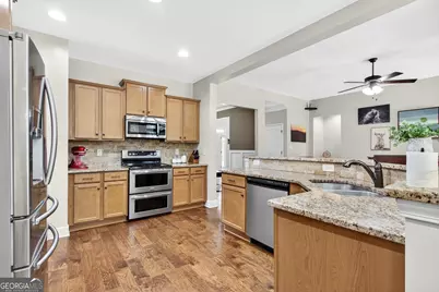 374 Austin Storey Circle, Newnan, GA 30263 - Photo 19