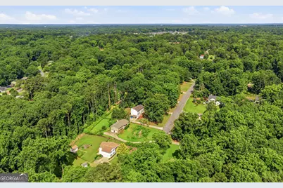 305 Saint Patrick Drive SW, Mableton, GA 30126 - Photo 5