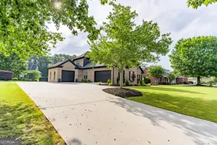 1070 St Albans Path, Watkinsville, GA 30677 - Photo 3
