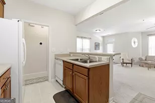 41 Newnan Lakes Dr, Newnan, GA 30263 - Photo 13