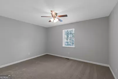 3653 Chestnut Lake Court, Jonesboro, GA 30236 - Photo 9