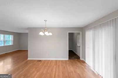 3653 Chestnut Lake Court, Jonesboro, GA 30236 - Photo 7