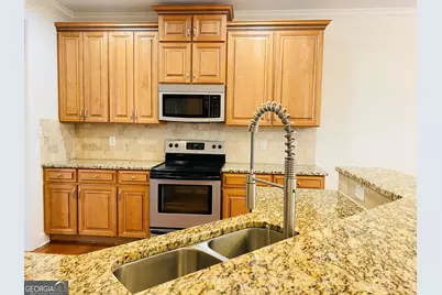 401 Lexington Village, Peachtree City, GA 30269 - Photo 7