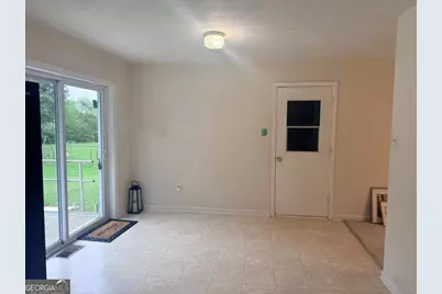 1064 Meadowbrook Lane NW, Conyers, GA 30012 - Photo 5