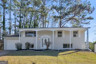 5954 Baywood Ln, Riverdale, GA 30296 - Photo 1