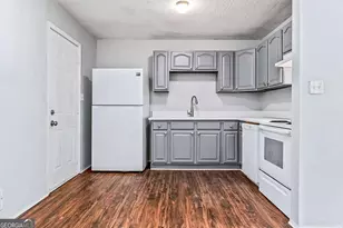 5954 Baywood Ln, Riverdale, GA 30296 - Photo 11