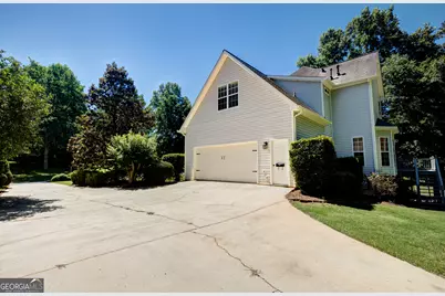 170 Perry Creek Drive, Fayetteville, GA 30215 - Photo 7