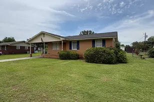 426 Moye Dr, Sandersville, GA 31082 - Photo 3