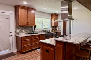 1102 Morgan Rd, Metter, GA 30439 - Photo 3