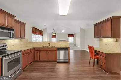 2055 Hickory Station Circle, Snellville, GA 30078 - Photo 9