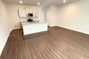 233 Oakwood Dr NW, Milledgeville, GA 31061 - Photo 5