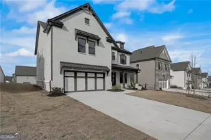 1762 Dover Creek Ln, Lawrenceville, GA 30045 - Photo 3