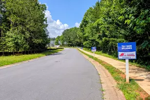 209 Laney Dr, Carrollton, GA 30117 - Photo 9