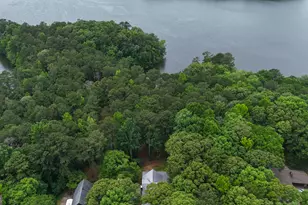 165 Riverbend Dr, Lagrange, GA 30240 - Photo 3