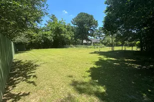 808 Harvey St, Millen, GA 30442 - Photo 23