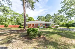 304 Broad St, Hawkinsville, GA 31036 - Photo 35