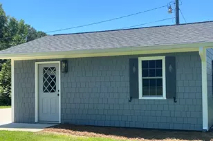 272 Lakeview Dr, Winterville, GA 30683 - Photo 7