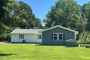 272 Lakeview Dr, Winterville, GA 30683 - Photo 9