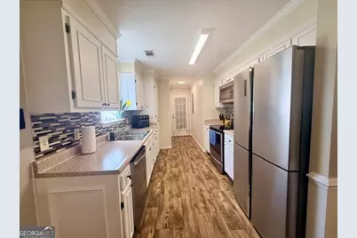 2422 Walden Way, Statesboro, GA 30458 - Photo 9
