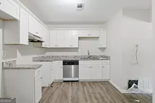 2017 Lindsey Ln, Decatur, GA 30035 - Photo 11