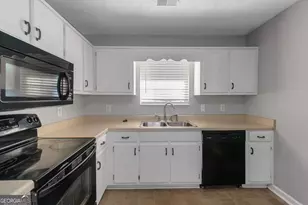 585 Mountainview Dr, Covington, GA 30016 - Photo 11