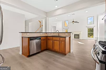7911 Brass Lantern Drive, Flowery Branch, GA 30542 - Photo 5